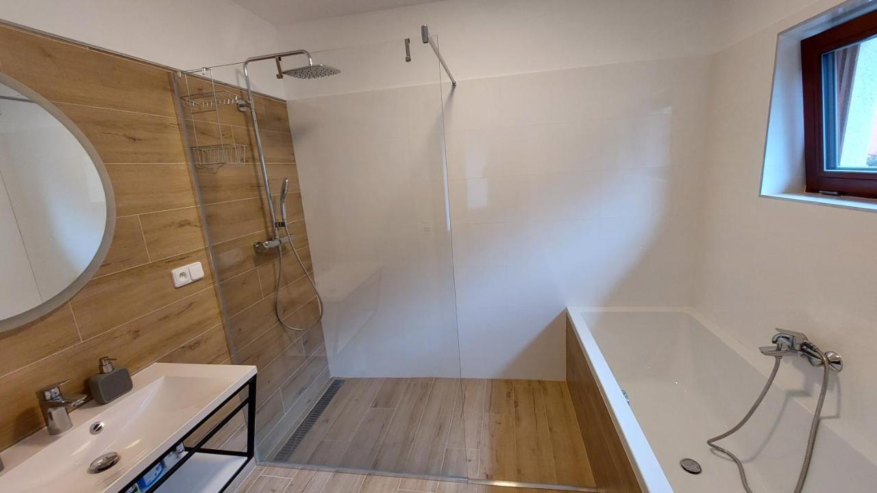 Apartmany Jura Nová Pec Zewnętrze zdjęcie